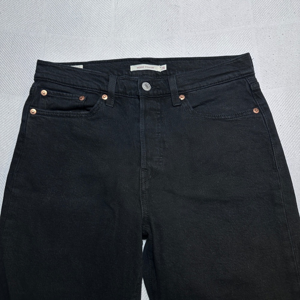 Levi's Wedgie Straight Jeans Womens 28 High Rise Button Fly Black Wash Denim - Picture 2 of 16
